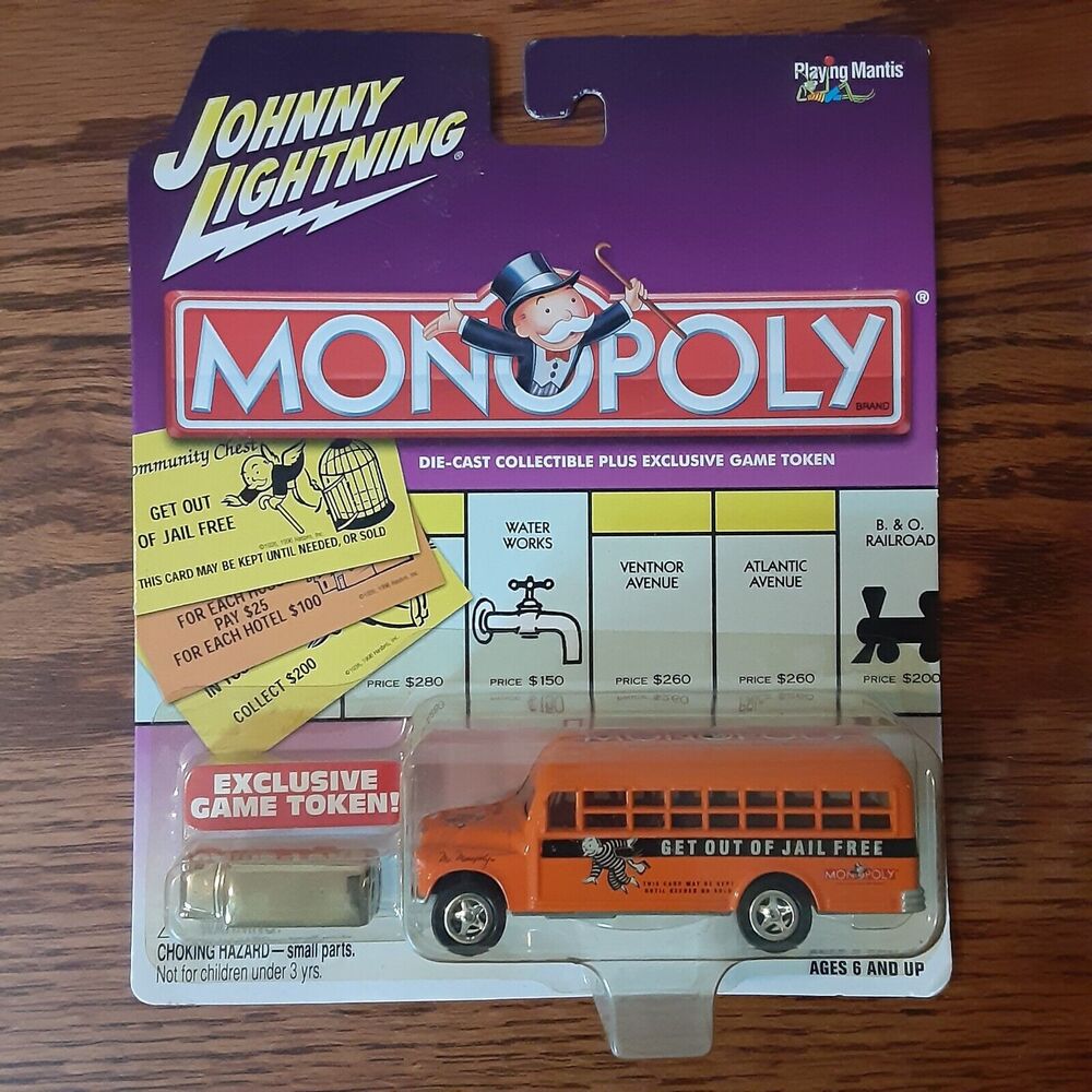 2002 Playing Mantis Johnny Lightning Monopoly Die-Cast Collectible Plus Token